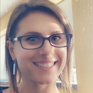 Meet your Posher, Lori